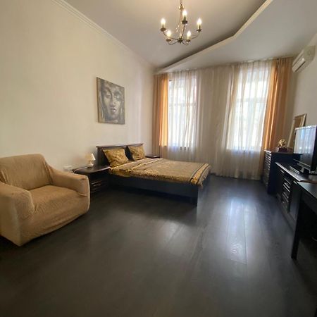Afina Aparthotel 敖德萨 外观 照片